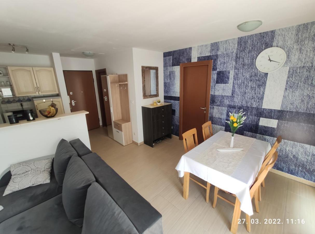 Apartamento Apartman Antonela With Free Garage Parking Split Exterior foto